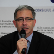 Directorul Asociaţiei Aeroporturilor din România, David Ciceo